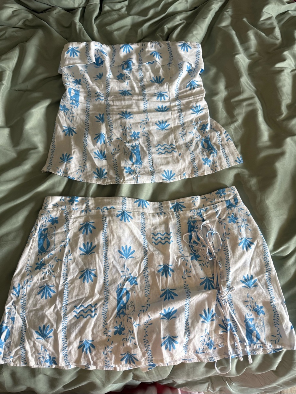 Target White and Light Blue Printed Mini Skirt